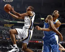 九游体育官网-转折点孟菲斯灰熊刷新队史纪录，中超赛前攻防权衡，球迷炸锅，训练强度明显提升